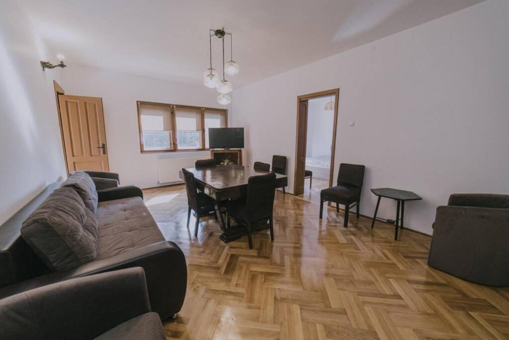 Predoi'S Place Apartman Sinaia Kültér fotó